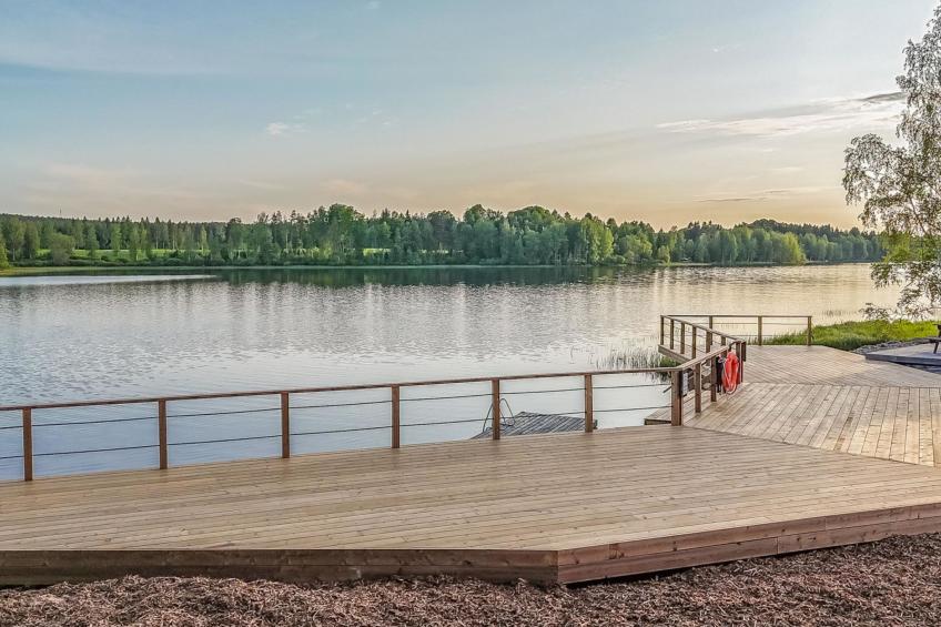 Aurinkopaikka - foto 32