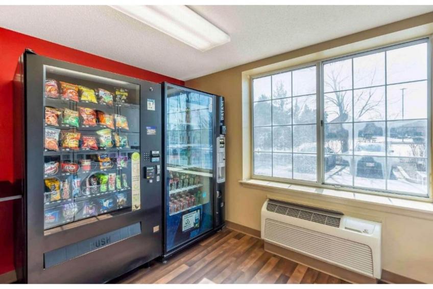 1 Queen Bed  Non-Smoking Kitchen - foto 28