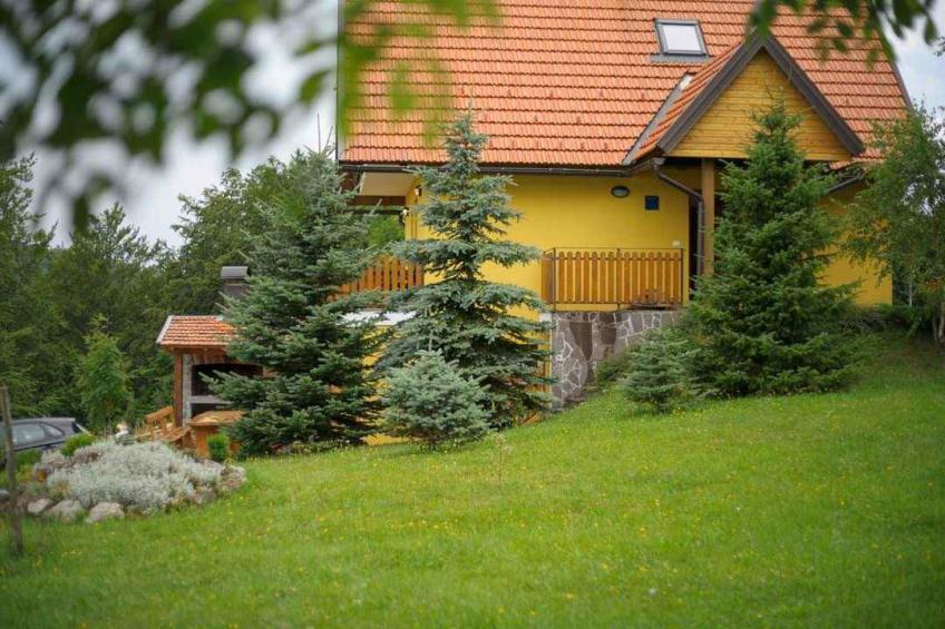 Holiday home with barbecue and terrace - BF-5XXJ9 - foto 4