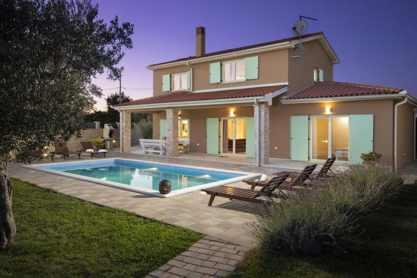 "Villa Matea" mit privatem Pool