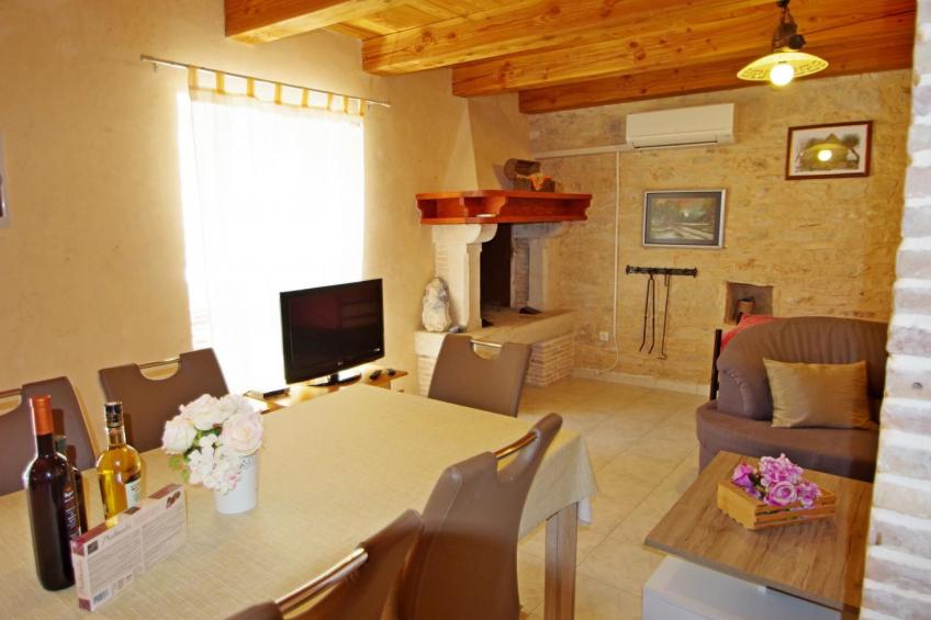 in Kavran mit Terrasse und Grill - foto 25