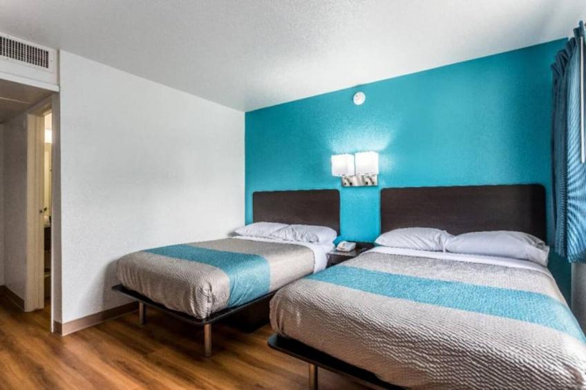 2 Full Beds  Non-Smoking - foto 5