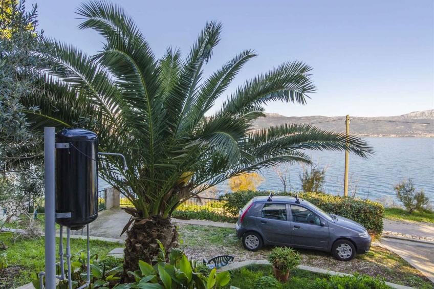 Holiday apartment with air conditioning, terrace and sea view in Slatine - BF-JB633 - foto 11