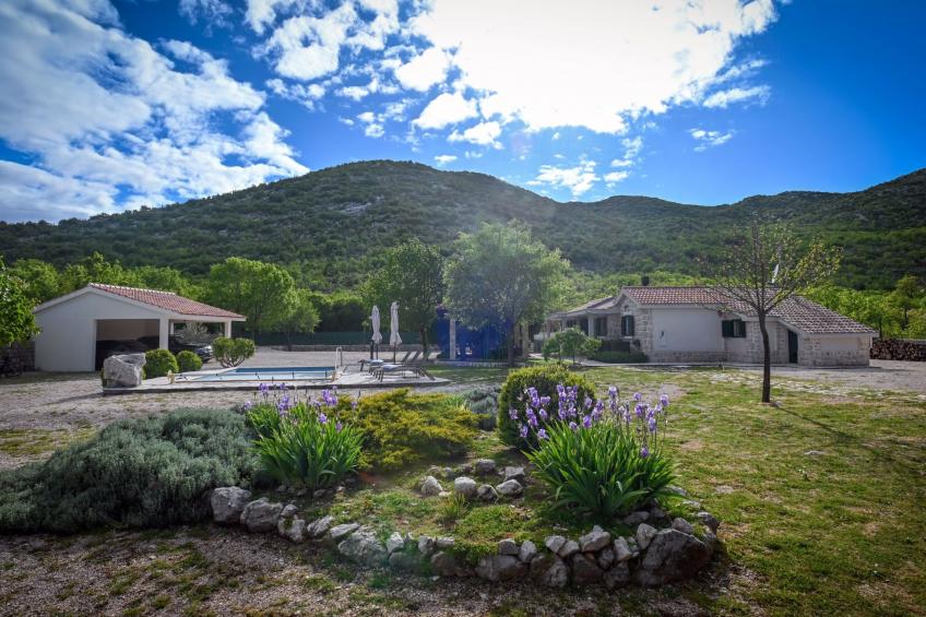 Freistehendes Ferienhaus in Duge Njive mit Privatem Pool - foto 46