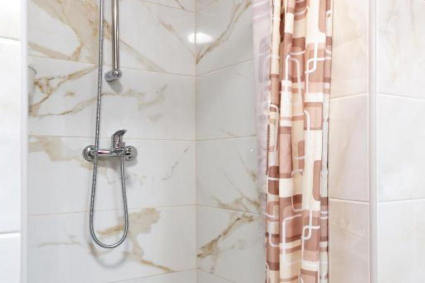 Three-Bedroom Apartment - foto 10