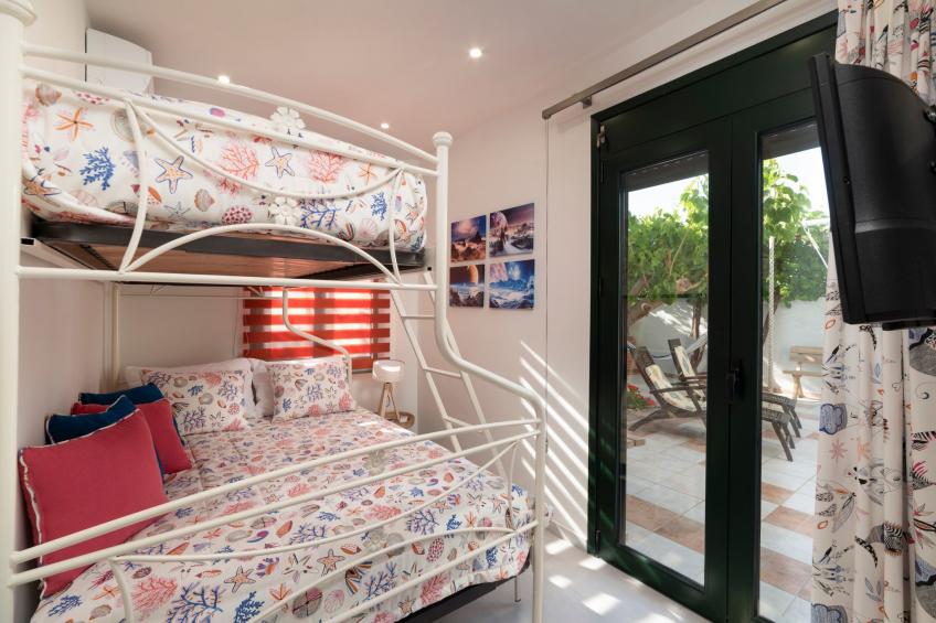 Luxuriöser Villenkomplex mit 14-16 Schlafzimmern in Strandnähe - foto 31