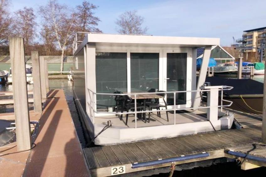 Houseboat with roof terrace and balcony (4 pers) "De Hoop" - foto 13