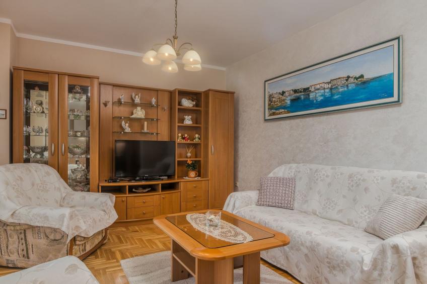 Marina Porat - foto 4