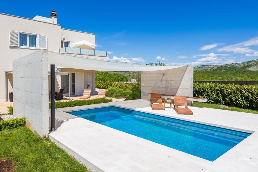 in Dugopolje mit Beheiztem Pool - foto 5