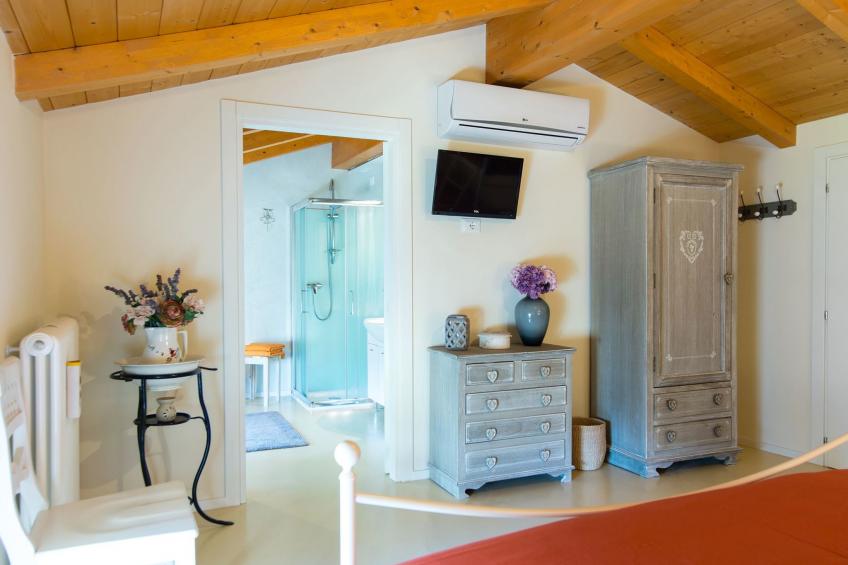 Anwesen mit privatem Garten und Grill - foto 10