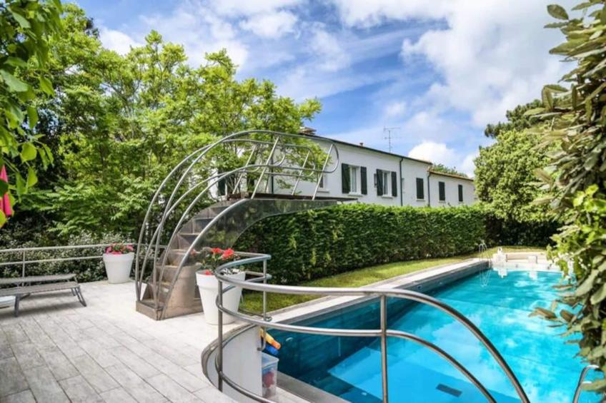 Villa  Arcachonnaise Spacieuse Au Style Authentique Proche De La Plage - foto 4