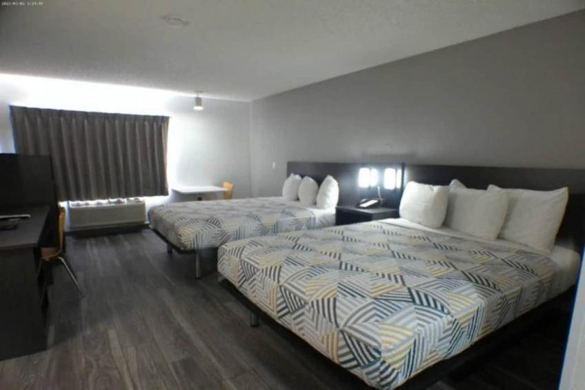 2 Queen Beds  Non-Smoking - foto 10