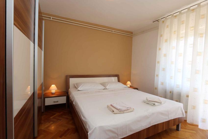 Holiday apartment with satellite TV and 10 sqm balcony - BF-FRJF - foto 14