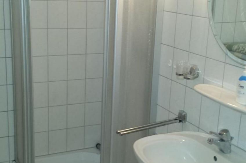 in Bernsfeld mit großem Garten - foto 22