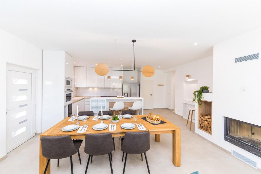 Scenic Elegant Trogir Villa with Pool - Five Bedroom Villa - foto 17