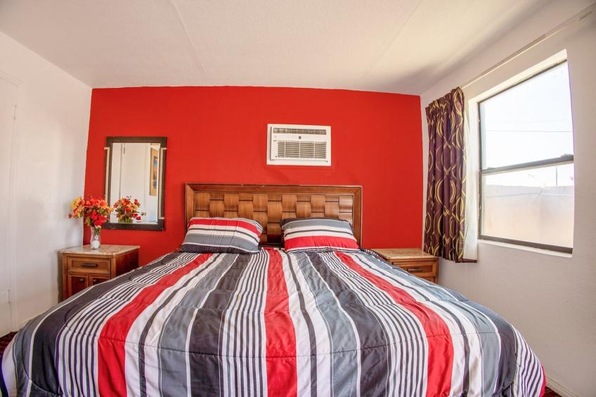 Queen Bed Non-Smoking - foto 11