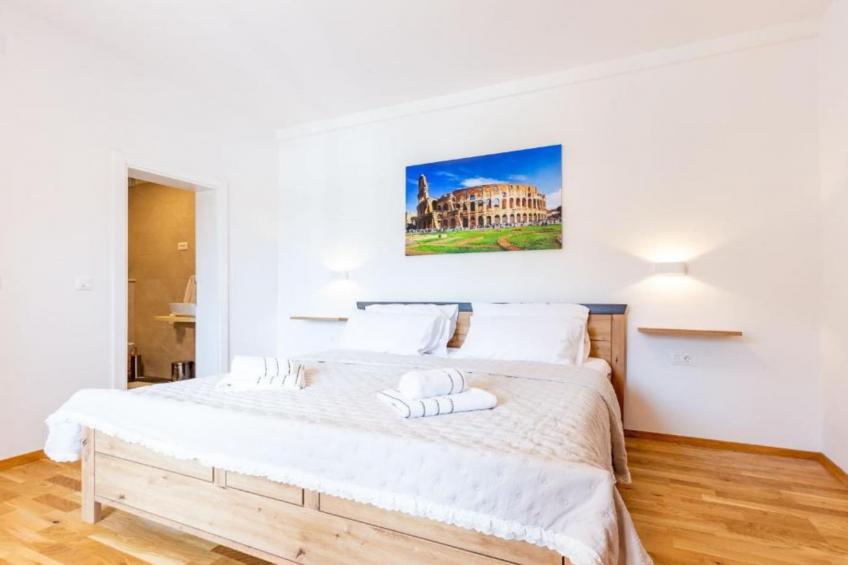 Peaceful Murvica Villa Pool, Garden, and Modern Comfort - Two Bedroom Holiday Home with Private Pool - foto 12