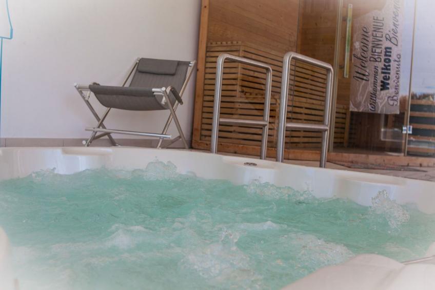 Halterung mit Wallbox - foto 14