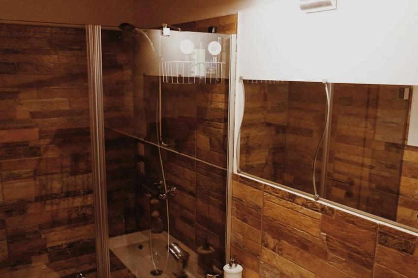 Rustic Refuge Glamping with Hot-Tub and Sauna - Double room with Terrace - foto 12