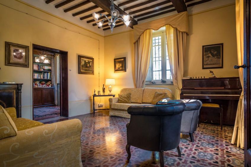 Villa mit Garten und privatem Pool - foto 36