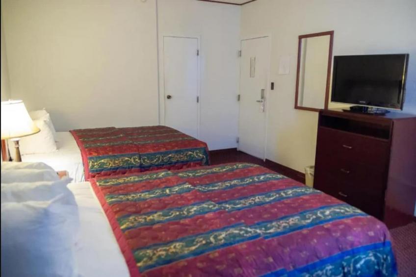 2 Queen Beds Suite Non-Smoking - foto 15