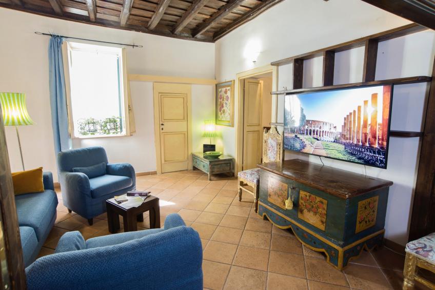 Trevi Fountain Apartment