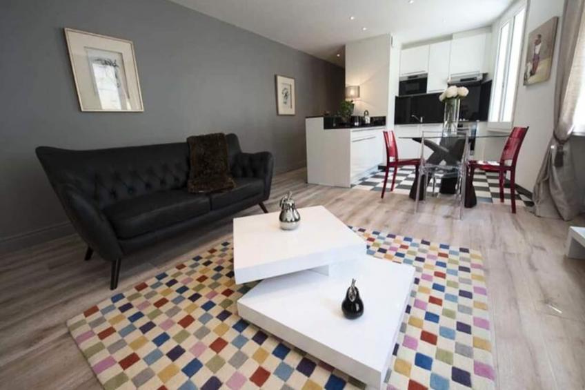 Superbe Appartement De 2 Chambres Au Cœur Du Quartier Gambetta