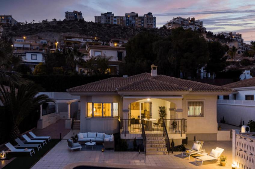 Magnifique Villa Avec Piscine Privée - Golf  Bonalba ! - foto 9