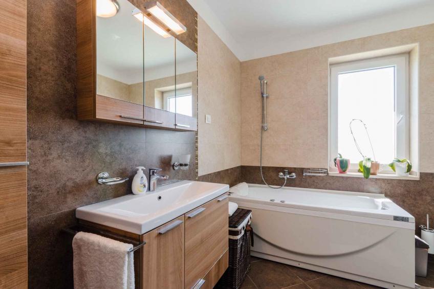 Vakantiehuis met zwembad en whirlpool - VW-8YM8N - foto 38