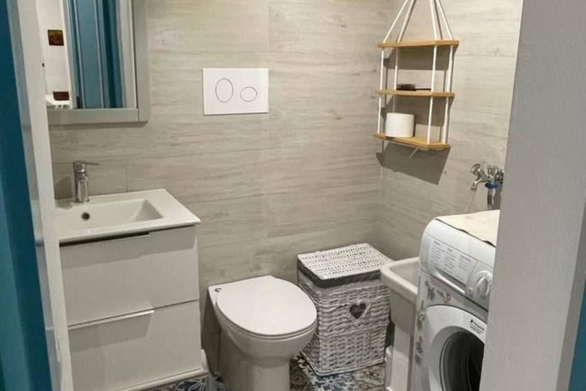 Wohnung mit Balkon - foto 5