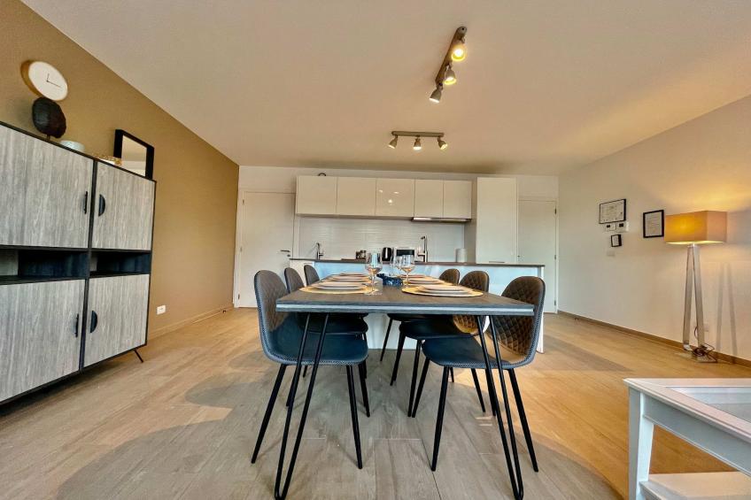 Modern 2BR 1/5 BA Near Diamond District by OneLuxStay - foto 13