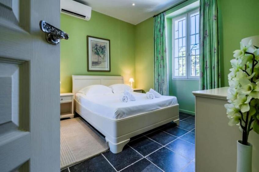 Résidence Rare ! Villa 7p Cap D’antibes, à Pied Des Plages - foto 25