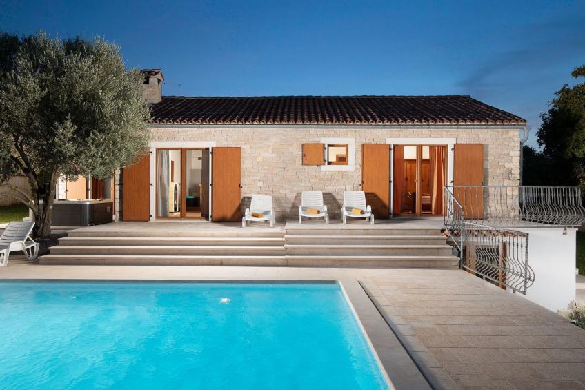 Haus in Bertoši mit privatem Pool - foto 30