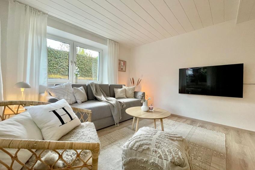 Stadt-Oase - Kliniken, Bali-T., GOP, Parkplatz , Netflix - foto 24