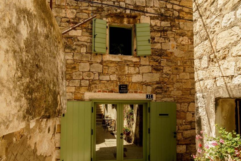 Haus in Kastel Sucurac mit Garten und BBQ - foto 30