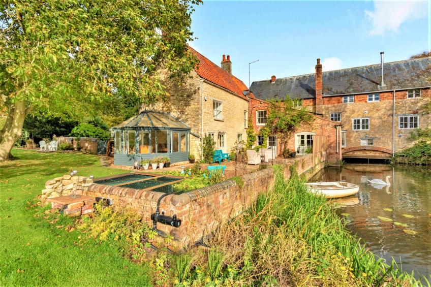 Islip Mill House - Beautiful Riverside Home - foto 33