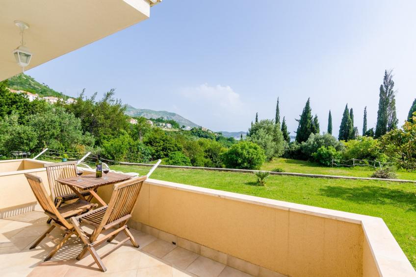 Color Apartments - Comfort One Bedroom Apartment with Terrace and Partial Sea View (Yellow) - foto 21