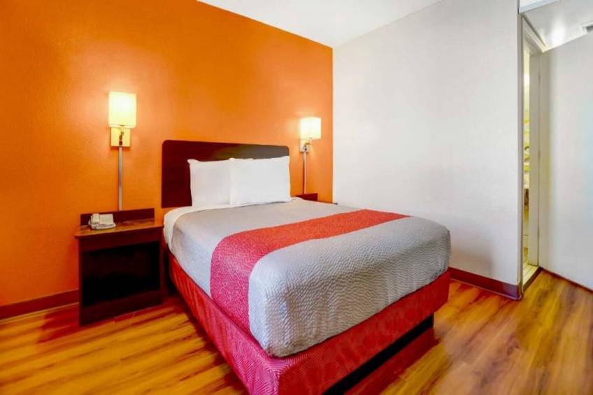 1 Queen Bed - foto 10