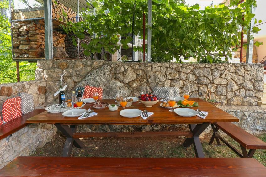 Schönes Ferienhaus in Grab mit Privatparkplatz und Bergblick - foto 14