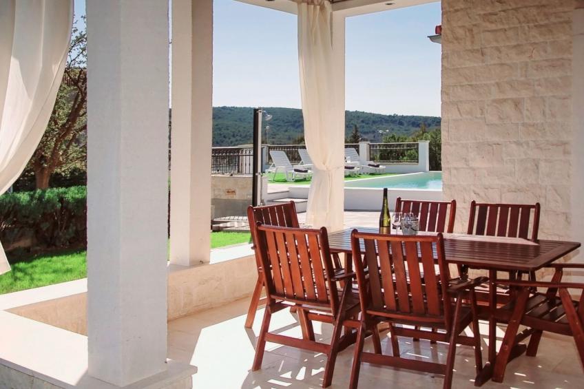 Villa Whitestone bei Šibenik - foto 9