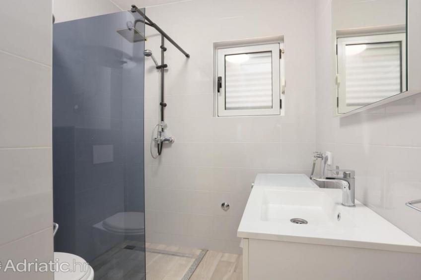 Holiday Home Nada Rogoznica - Six Bedroom Holiday Home - foto 19