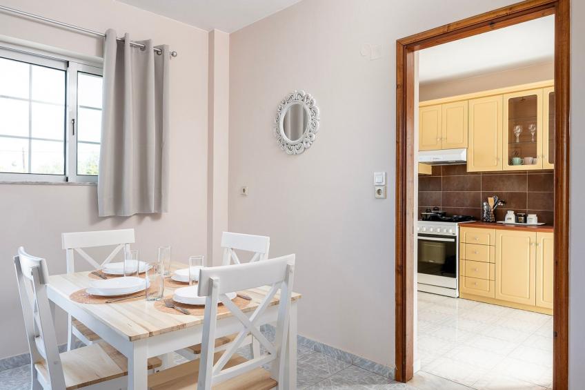 in einem Olivenhain in Strandnähe - foto 10