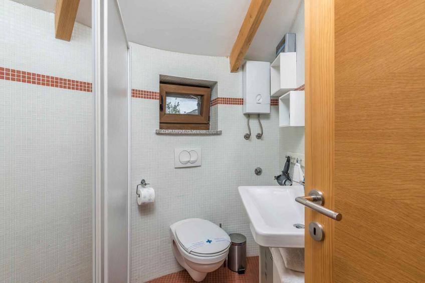 Vakantiewoning met zwembad en terras - BF-H7F48 - foto 30