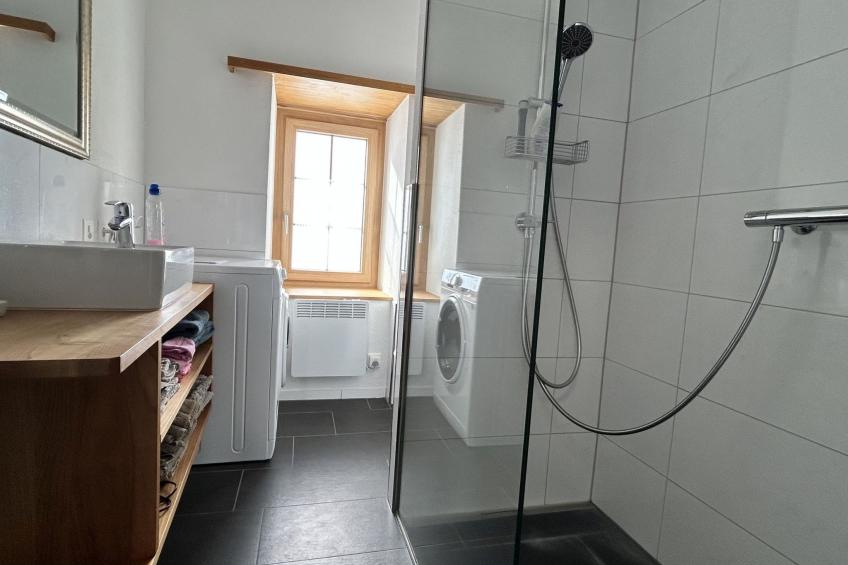 Tgesa communala Mon Appartement/Fewo, Dusche, WC, 2 Schlafräume - foto 13