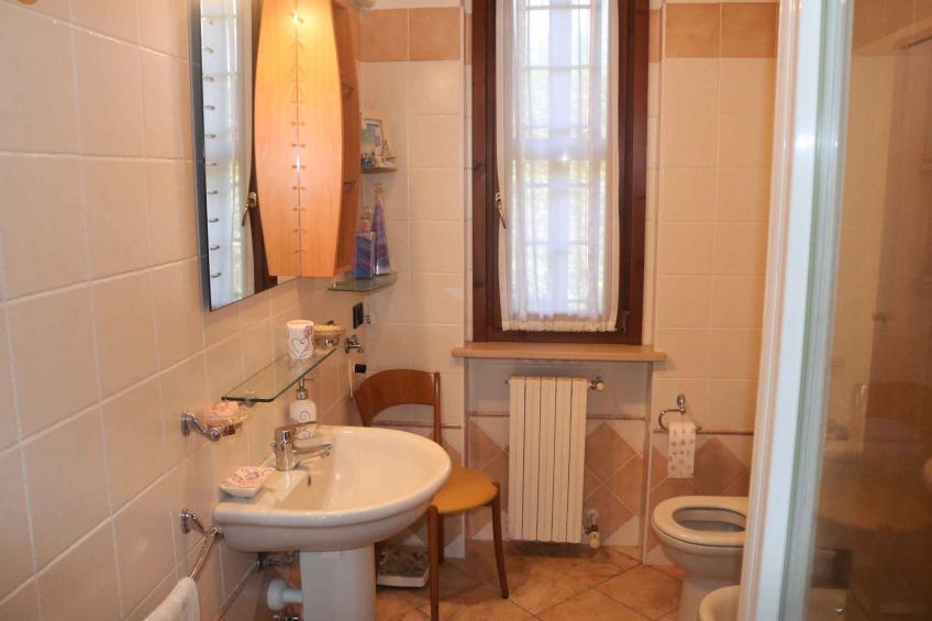 Vakantiewoning Appartement nabij het centrum met zwembad, airconditioning, parkeerplaats - BF-KM242 - foto 21