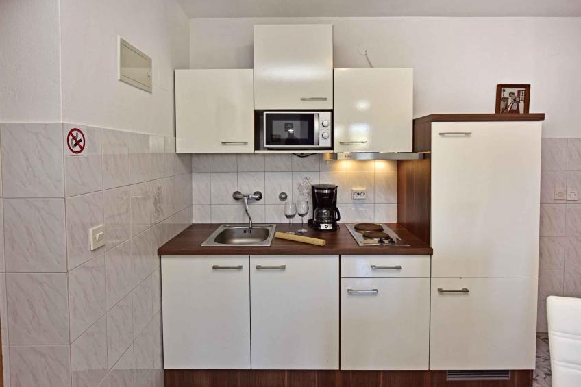 Holiday apartment with pool - BF-4YB9 - foto 34