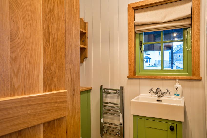 The Shepherd's Hut at Northcombe Farm - foto 18