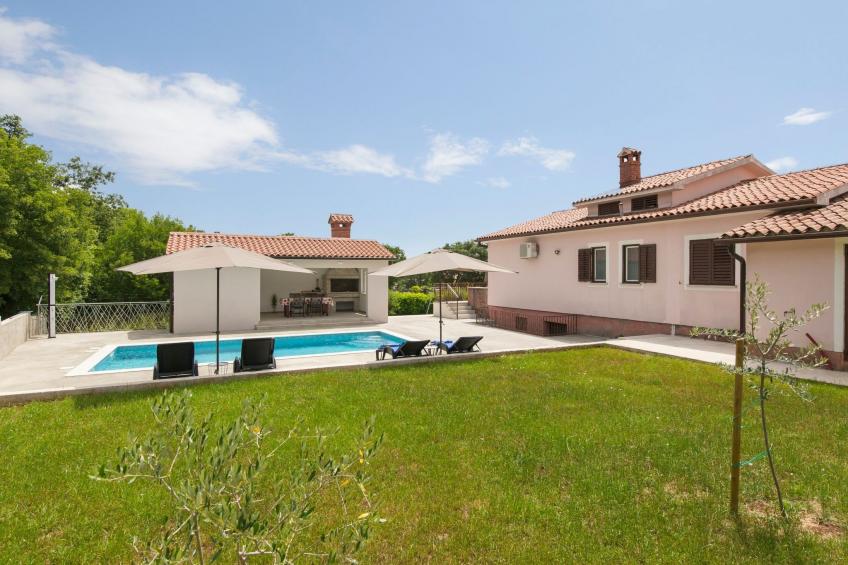 mit Garten, Grill und Terrasse - foto 2