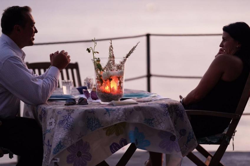 Villa auf einer natürlichen Klippe mit Blick auf das Meer, nur wenige Schritte - foto 10