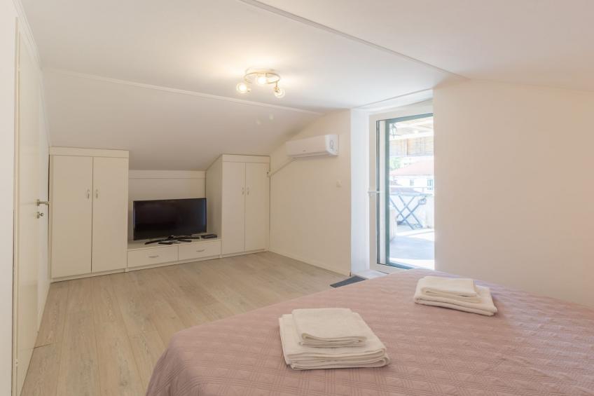 Holiday Home Milutinovic - Four Bedroom  Holiday Home with Sea View - foto 12